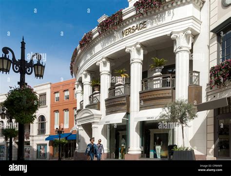 rodeo drive versace|2 rodeo drive beverly hills.